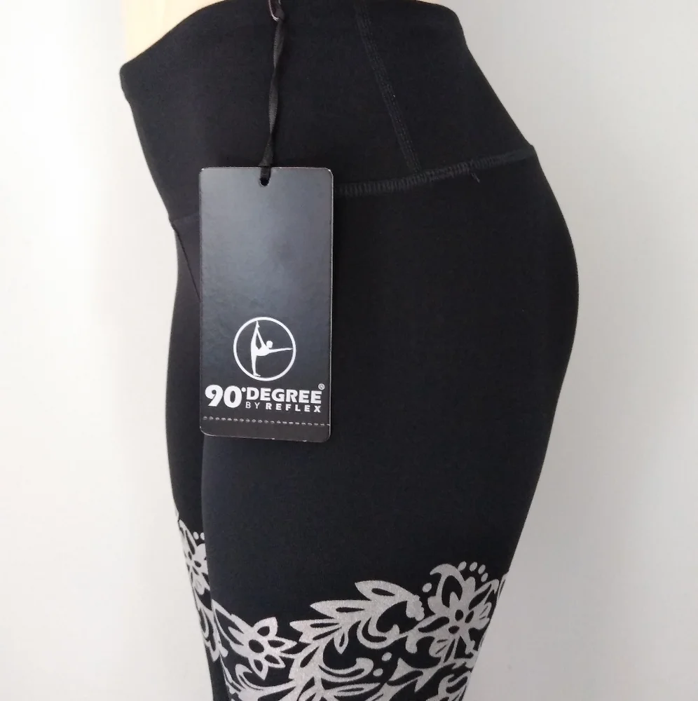 90 Degree by Reflex color contrast Design Leggings - Picture 10 of 14